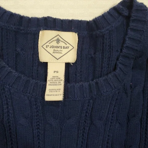 St john"s Bay lot Cable Knit Sweaters - Red and Blue - Picture 3 of 8